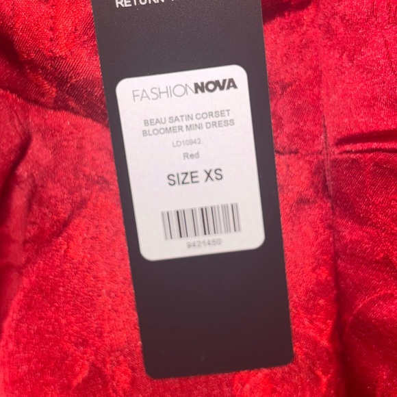 💕Fashion Nova Beau Satin Corset Bloomer Mini Dress - Red💕 - Picture 11 of 11